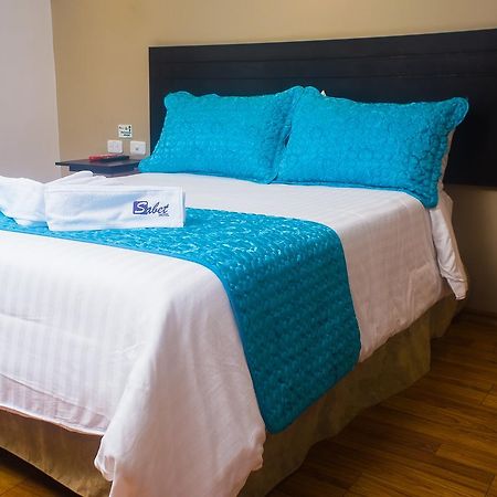 Hotel Sabet Кито Экстерьер фото